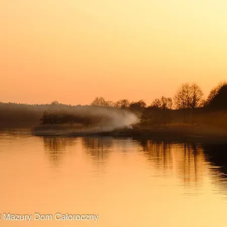Villa Czarny Kot Mazury Dom Caloroczny Malkinie Exterior foto