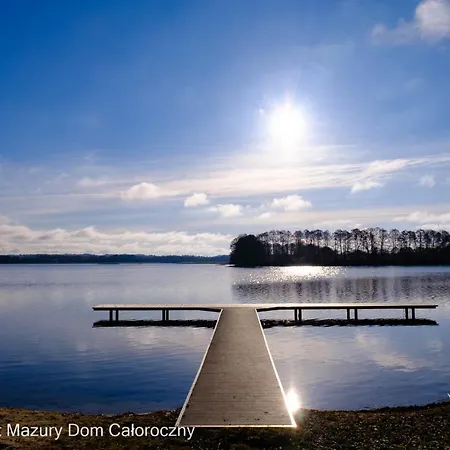 Villa Czarny Kot Mazury Dom Caloroczny Malkinie Exterior foto