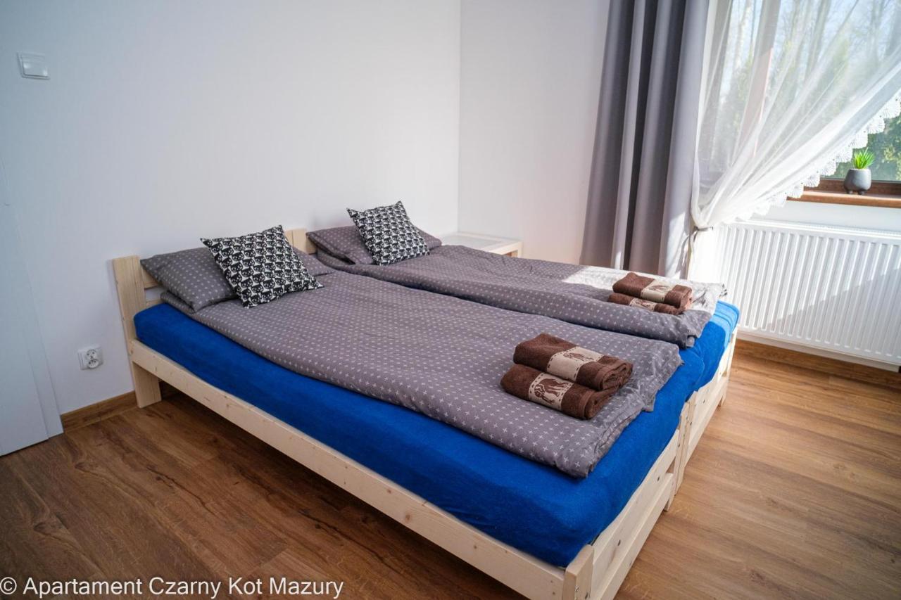 Czarny Kot Mazury Dom Caloroczny Ferienhaus