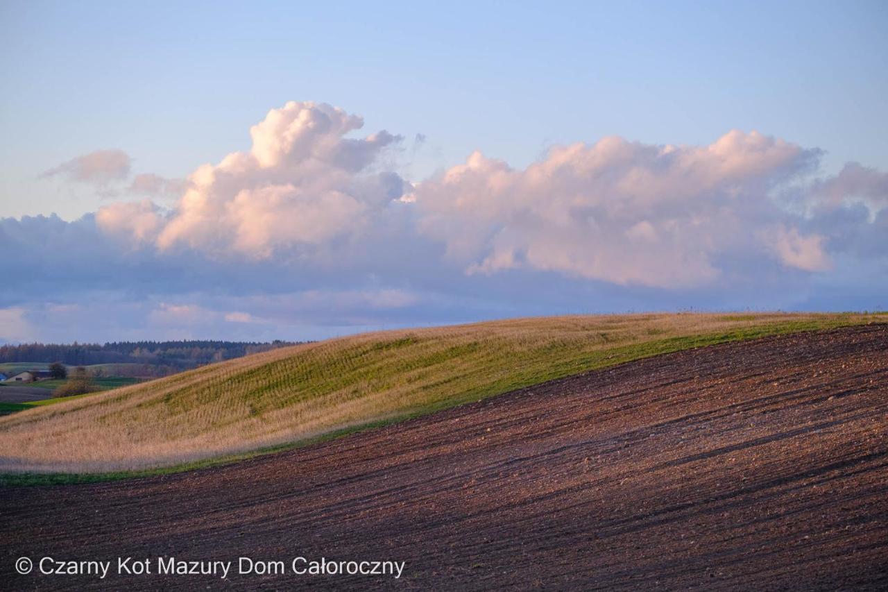 Czarny Kot Mazury Dom Caloroczny Prázdninový dům